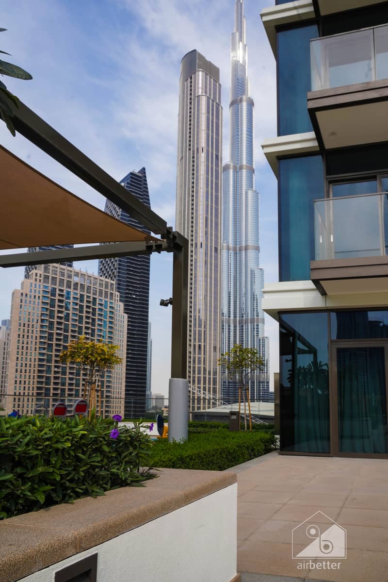 102 Crown_Tower_1807_161. jpg