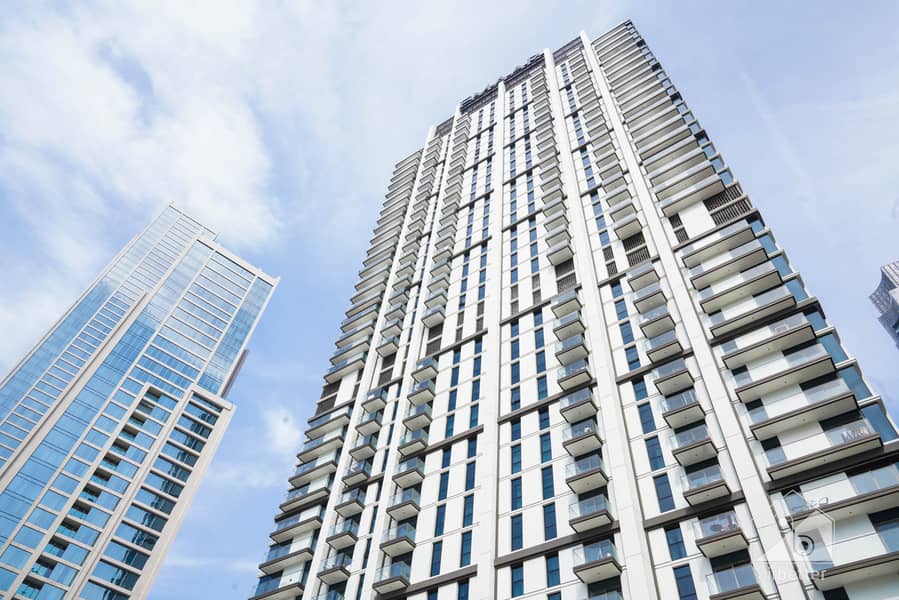 112 Crown_Tower_1807_120. jpg