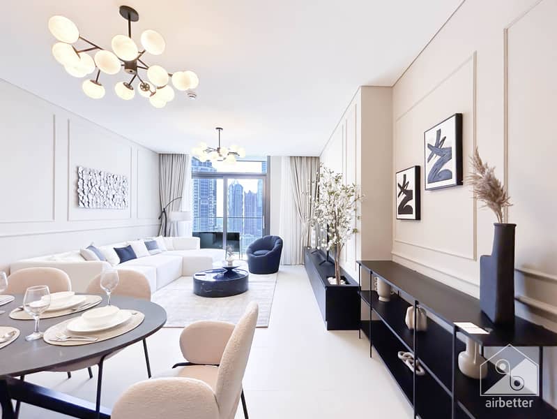 5 Burj Crown - 2601 -Living-2. jpg