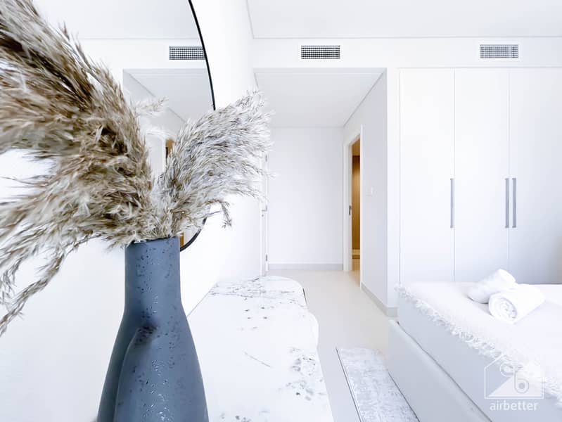 31 Burj Crown - 2601 -Room1-8. jpg