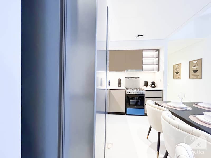 13 Crown Tower - 1707-Kitchen-3. jpg