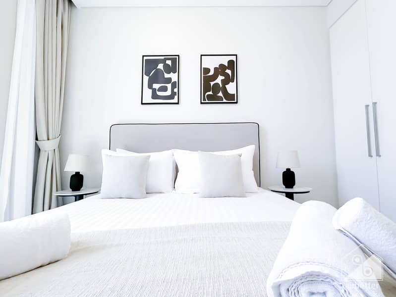 41 Burj Crown - 2601 -Room2-5. jpg