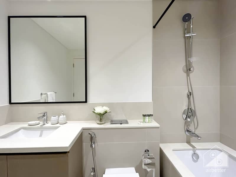 46 Burj Crown - 2601 -WC1-1. jpg