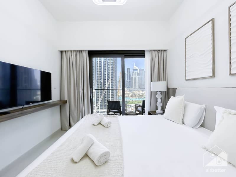 22 Burj Crown - 1407 -Master Room-2. jpg