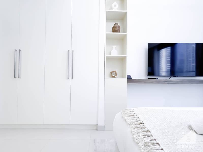 26 Burj Crown - 1407 -Master Room-8. jpg