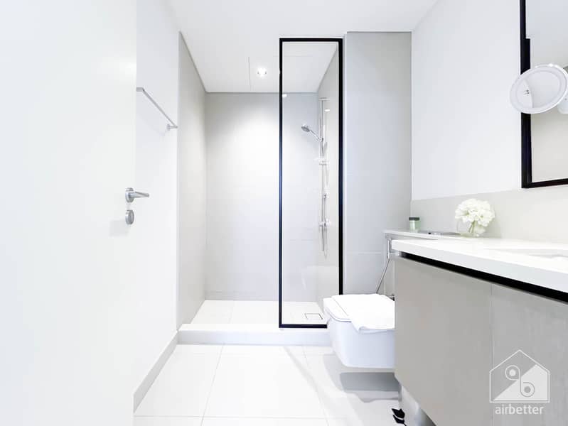 28 Burj Crown - 1407 -Master Room-9. jpg