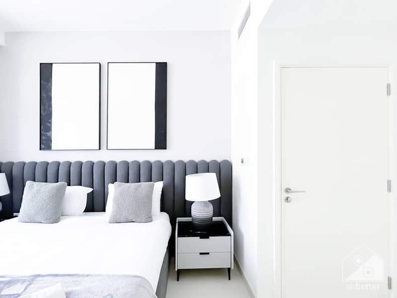 32 Crown Tower - 1307-Room1-6. jpg