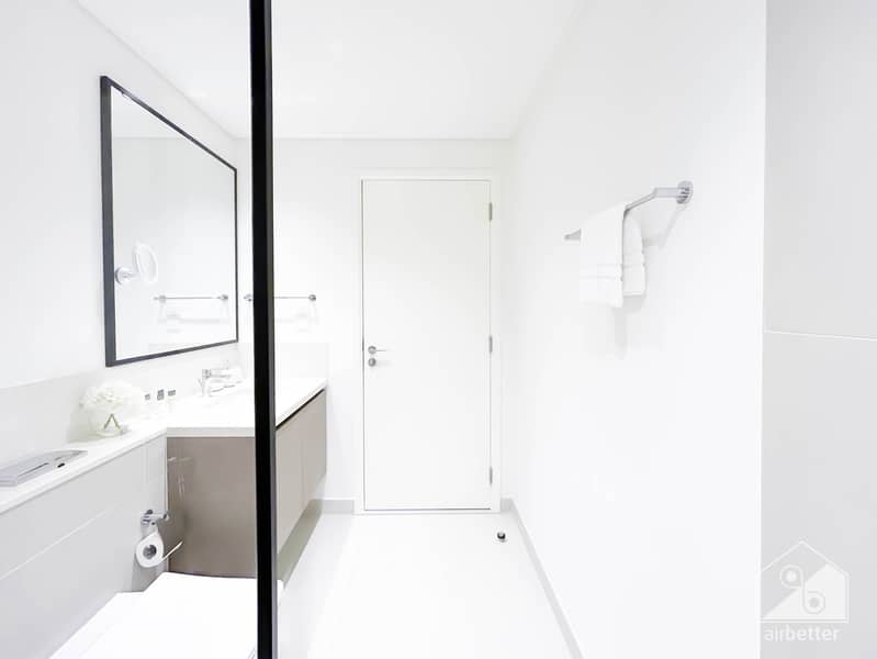 37 Crown Tower - 1307-Room1-11. jpg