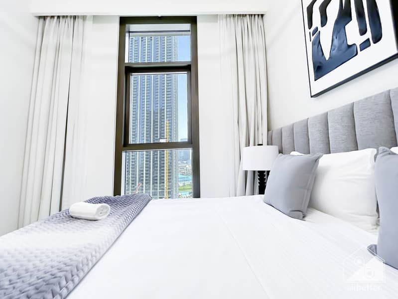 49 Crown Tower - 1307-Room4-1. jpg