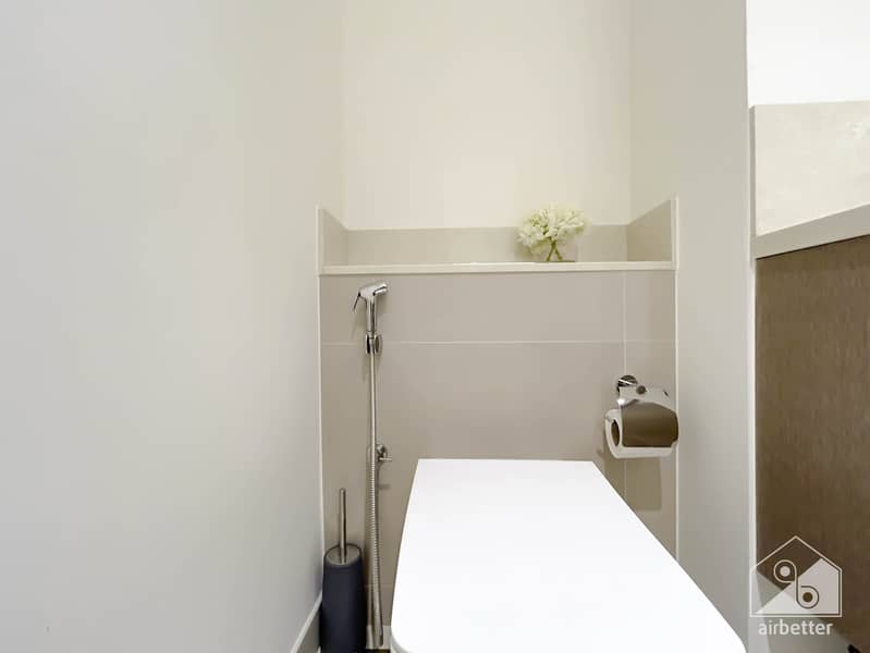 65 Crown Tower - 1307-WC3-3. jpg