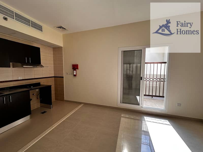 Studio for rent Prime location Near the Metro