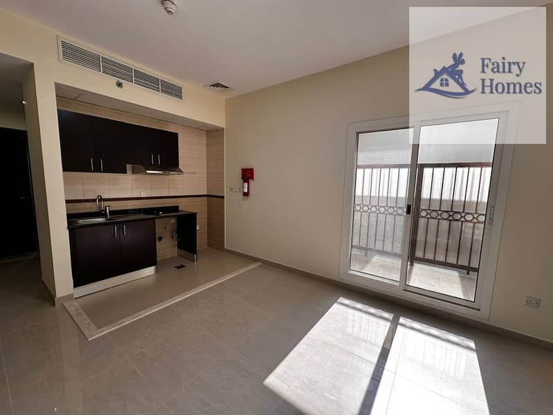 Studio for rent Prime location Near the Metro