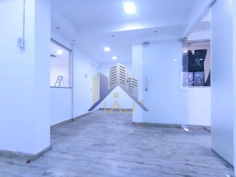 DEWA FREE LUXRY OFFICE ON PRIME LOCATION CLOED TO METRO