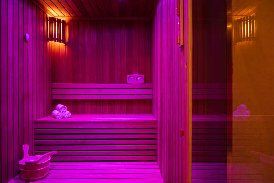 10 HIDSP Steam & Sauna (6). jpg