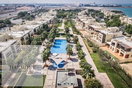 阿拉伯港， 拉斯海玛 4 卧室别墅待租 - granada villas. jpg