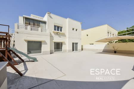 4 Bedroom Villa for Rent in The Meadows, Dubai - Type 12 | Upgraded | Available Now