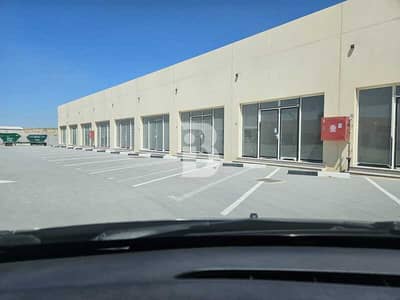 Shop for Rent in Al Mafraq, Abu Dhabi - Brand New Shop | Vacant | Ideal Area for Business