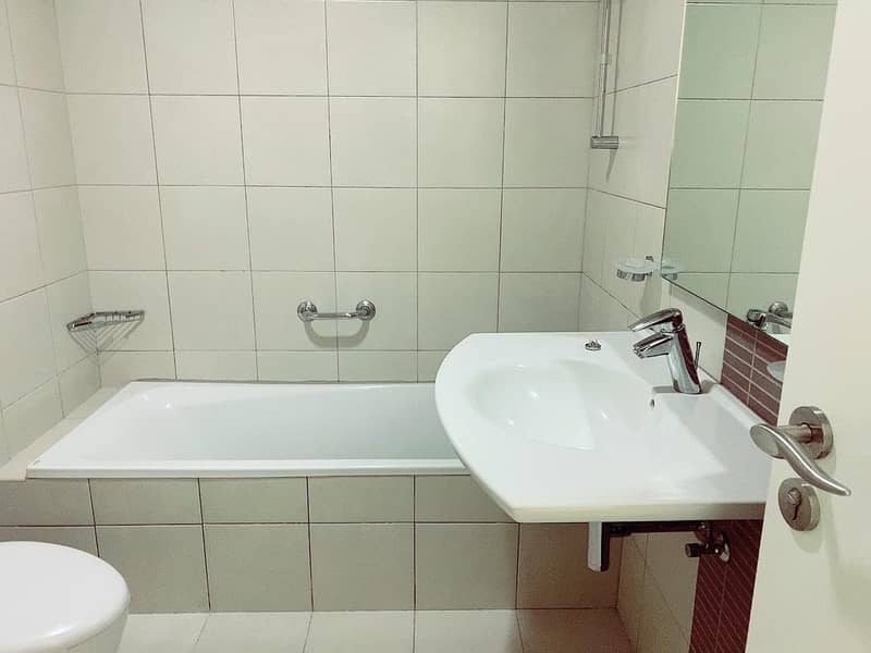 5 Stunning 1 Bedroom with Beautiful Balcony