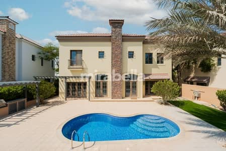 Golf Course View | Large Plot | Private Pool
