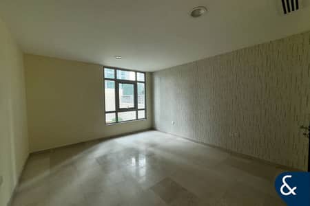 Rarely Available | Vacant Now | Terrace