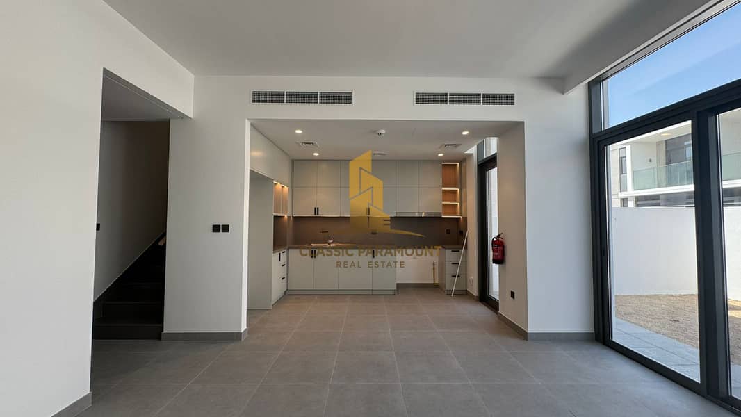 Near To Pool and Park | Brand new | Vacant