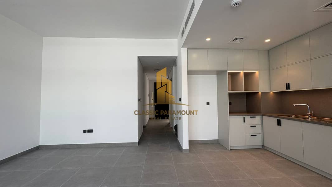 Near To Pool and Park | Brand new | Vacant