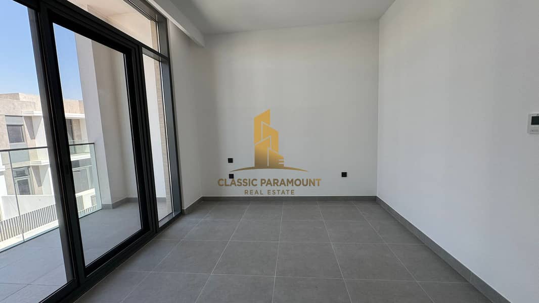 Near To Pool and Park | Brand new | Vacant