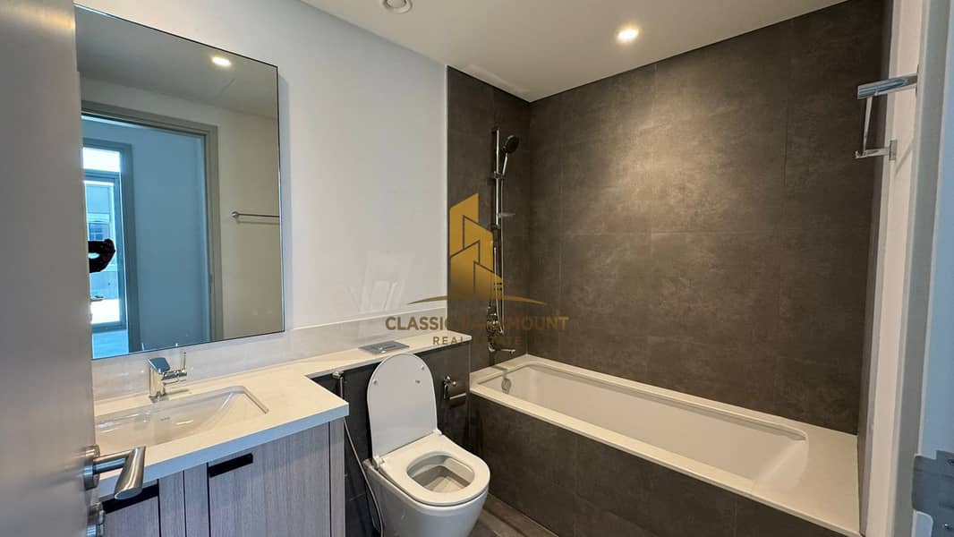 Near To Pool and Park | Brand new | Vacant - Image 16