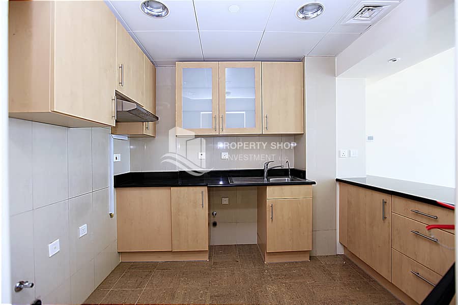 7 1-bedroom-apartment-al-reem-island-shams-abu-dhabi-sun-tower-kitchen-1. JPG