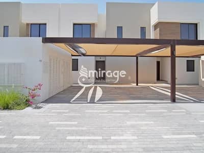 2 Bedroom Townhouse for Sale in Yas Island, Abu Dhabi - 1. jpg