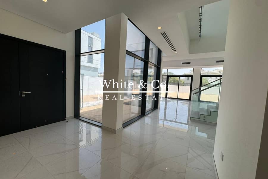 Extra Large Plot | Single Row | Luxury