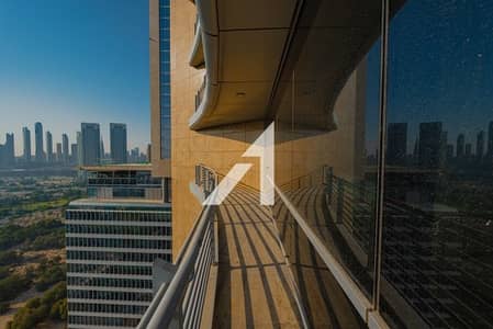 2 Bedroom Apartment for Sale in DIFC, Dubai - Large Apt with Balcony|Sky Gardens|Multiple Option