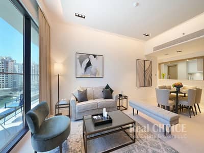3 Cпальни Апартаменты в отеле в аренду в Палм Джумейра, Дубай - CMTP_Deluxe_Three_Bedroom_Living-Area_03. jpg