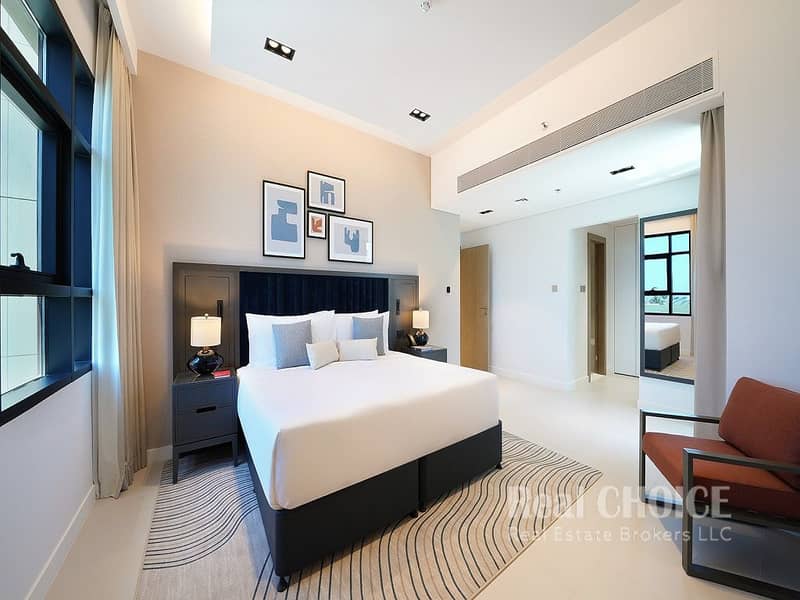 7 CMTP_Deluxe_Three_Bedroom_Master_Bedroom_02. jpg