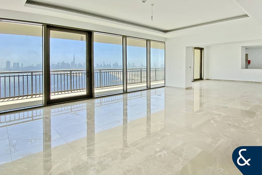 Upgraded Penthouse | Skyline View | VOT