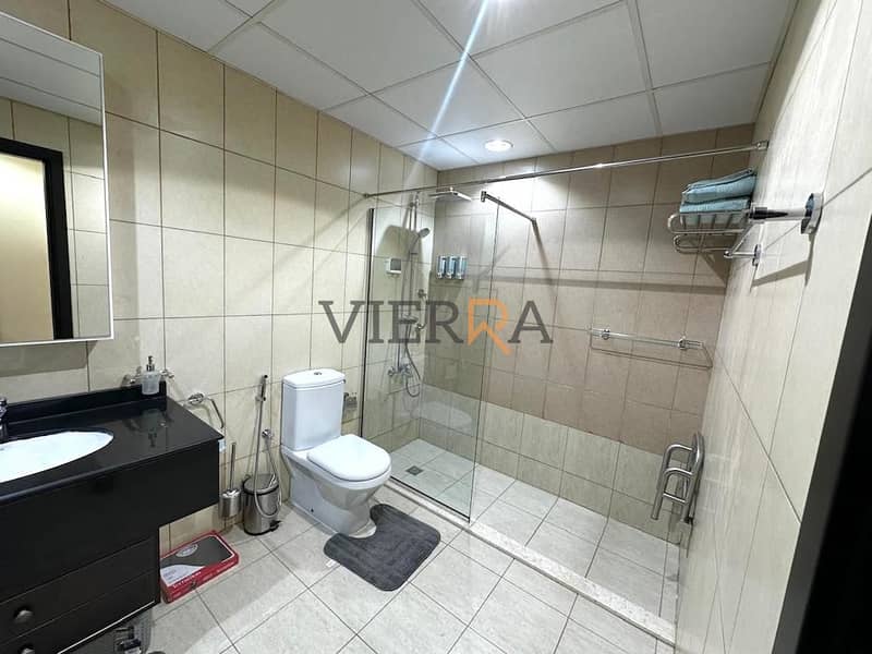 8 a7eed153-3cde-49e2-bd4a-b65083a65449. jpg