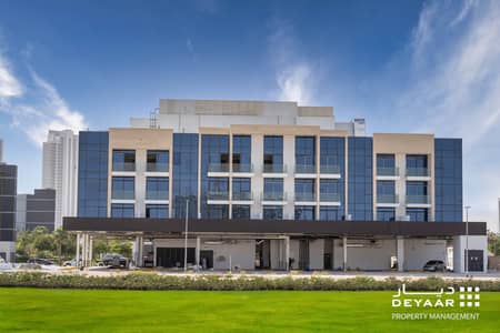 Spacious Studio for Rent in Dubai Studio City with Balcony and Amenities