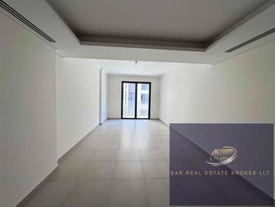 Spacious apartment brand new