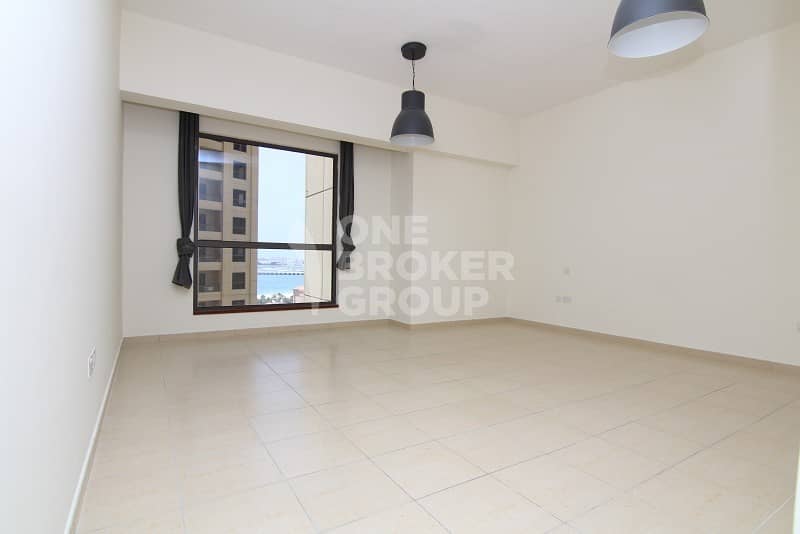 Perfect Layout I Beautiful 4BED I Vacant Perfect Layout I Beautiful 4BED I Vacant