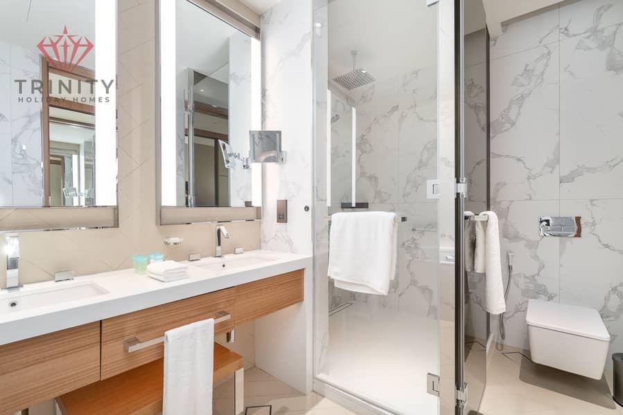 18 master bathroom 2. jpg