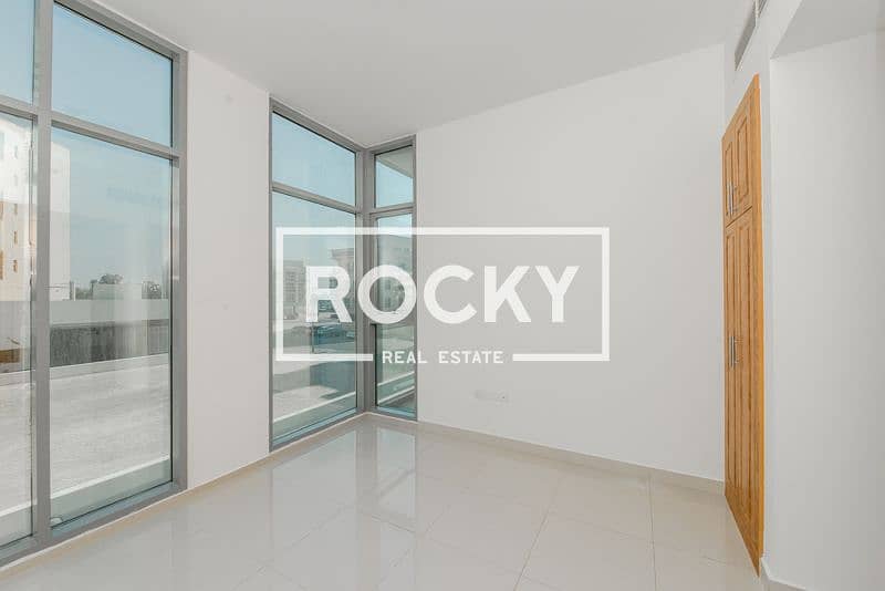 2 Burdubai_AlAwaziBldg4_1BR (14 of 22). jpg