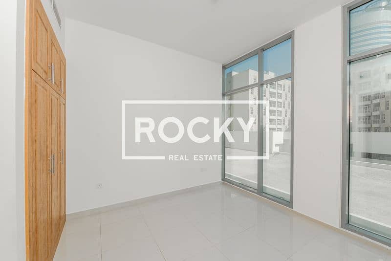 10 Burdubai_AlAwaziBldg4_1BR (11 of 22). jpg