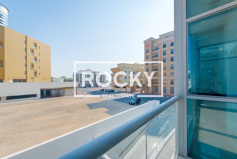 18 1. Burdubai_AlAwaziBldg4_1BR (18 of 22). jpg