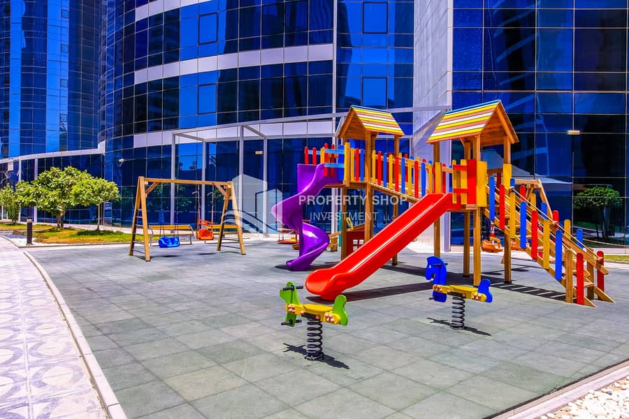12 abu-dhabi-al-reem-island-city-of-lights-hydra-avenue-play-area-1. JPG