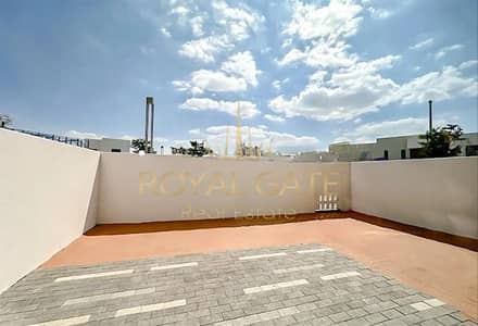 2 Bedroom Townhouse for Rent in Yas Island, Abu Dhabi - 9_cleanup_20_11zon. jpg