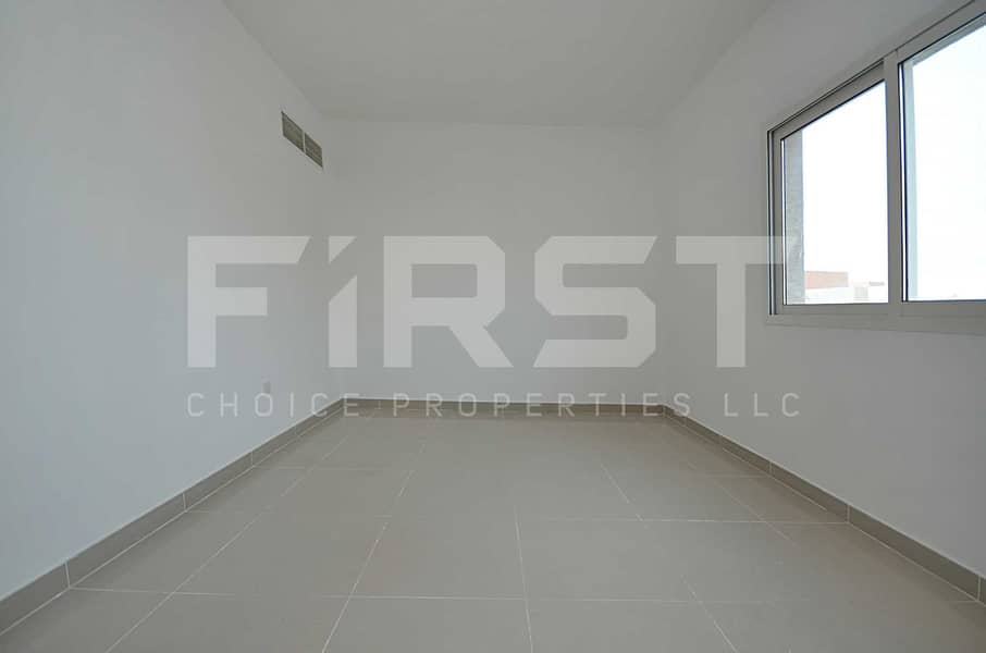 9 Internal Photo of 4 Bedroom Villa in Al Reef Villas Al Reef Abu Dhabi UAE  2858 sq (32). jpg