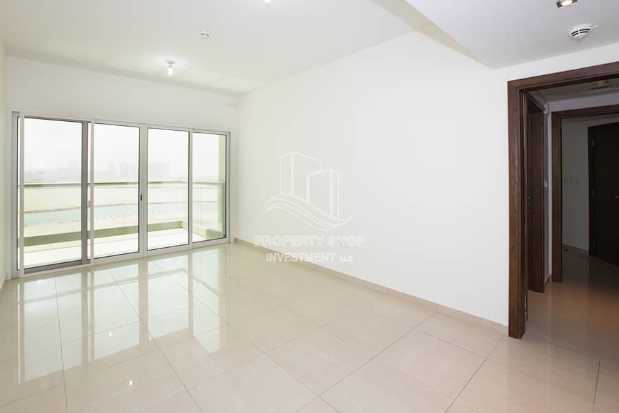 3 seaside-tower-al-reem-island-shams-abudhabi living area. JPG