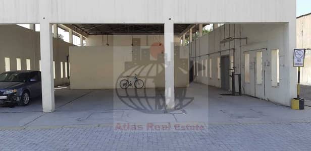 شبره للبيع بالشارقة مساحة كبيرة – بالمنطقة الصناعية الثالثة. شبره للبيع بالشارقة مساحة كبيرة – بالمنطقة الصناعية الثالثة.
