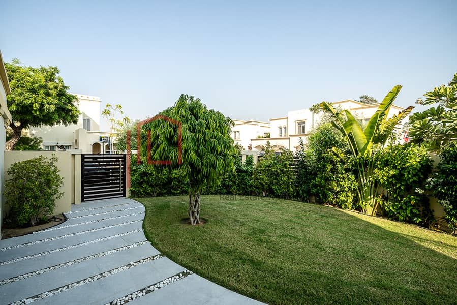 22 Spring 10 Stree2 Villa 6-20. jpg