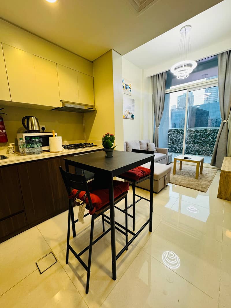 11 Kitchen. jpeg